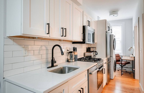 North End Apartment | Blueground | North End, view, nr Paul Revere House