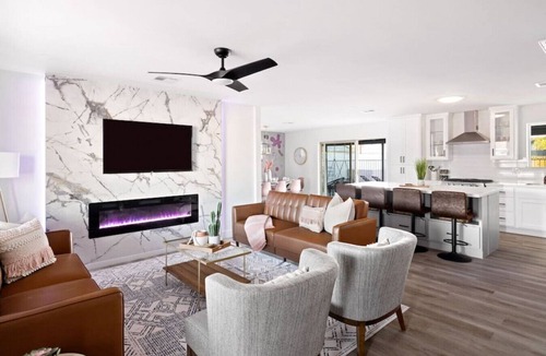 Papago Parkway House | Blush Bungalow: Scottsdale Bachelorette Bliss