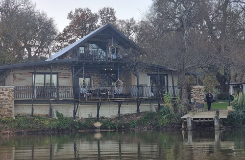 Greater Kokstad Villa | Boutique Lake Villa