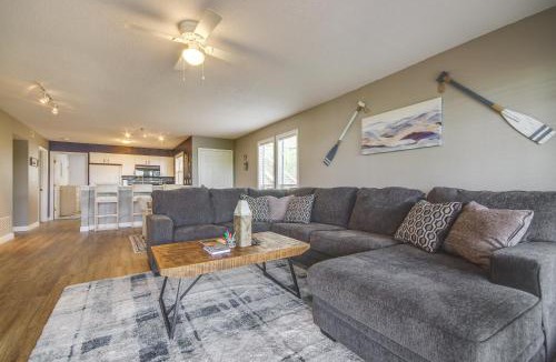 Osage Beach House | Breakwater Bay Condo for Shootout Weekend Crews