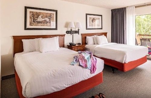 Wahweap Resort | Breathtaking Scenery!: 4 Family Friendly Units! Near Glen Canyon, Onsite Pool