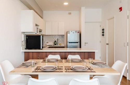 San Isidro Centro Financiero Apartment | Bright 1BR with Gym and Chill Terrace