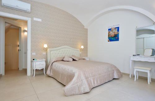 Minori Apartment | Bright Apartment in Minori, 67 sq.m, Near Beaches
