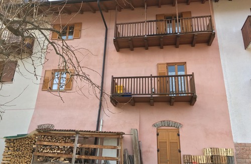 Cavedago House | Bright apartment in the countryside of the Adamello Brenta