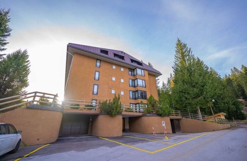 Campo Carlo Magno Apartment | [Bright Mountain Home with a View] Summer Holidays in Madonna di Campiglio