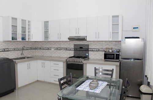 Ancon Apartment | Brilliant 3-bedroom apartment in charming Ancón near the beach