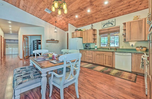 Happy Jack Cabin | Bring a Pet: Happy Jack Cabin w/Fire Pit!
