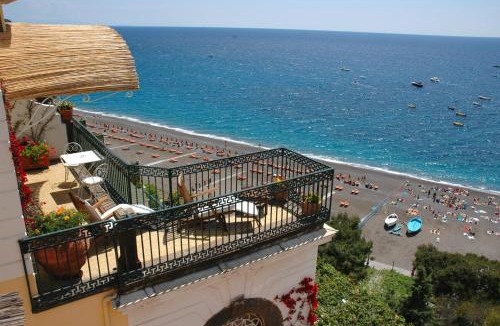 Positano City Centre Hotel | Buca Di Bacco