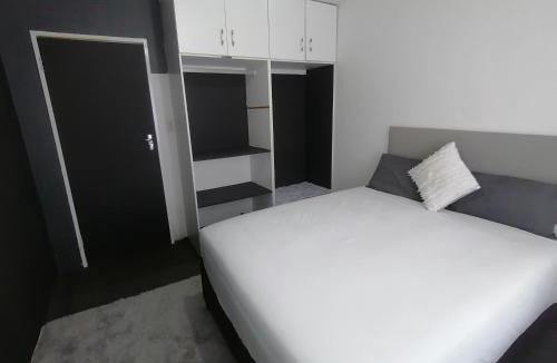 Pietermaritzburg House | Budget Room
