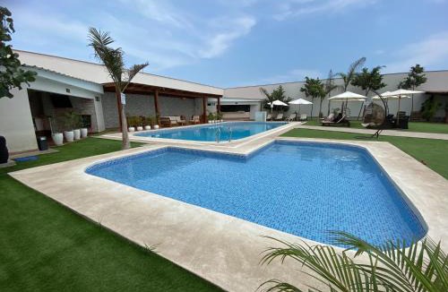 Ventanilla Hotel | Bungalow Jatun Mama