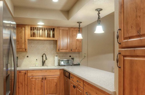 South Scottsdale House | Cactus Retreat Modern 2 bedroom Condo/Community Pool/Great Location in Scottsdale