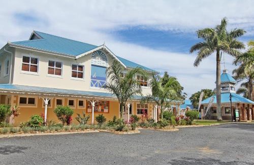 Port Edward Resort | Caribbean Estates by MyResorts