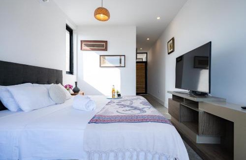 Mancora House | Casa Arte by Vibrant