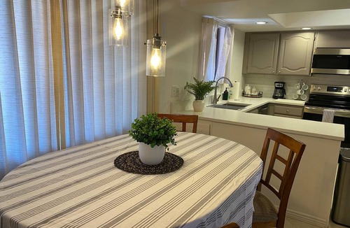 Paradise Valley Village Condo | CASA AVENTURA - Anasazi Village - Pool View