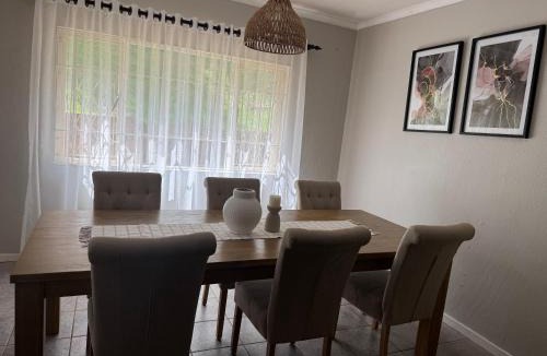 Warner Beach Apartment | Casa Blanca Home