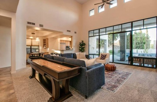 Paradise Valley Village House | Casa Buena—Luxurious Retreat w/2 Masters & Views!