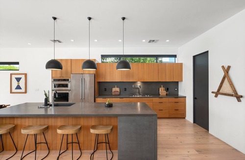 Coronado House | Casa Danesa | Pool | Fire Pit | Putt-Putt | Luxe & Modern
