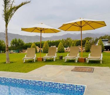 Pachacamac House | Casa de Campo Bamboo con Piscina temperada