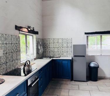 Winterton Apartment | Casa De La Luna