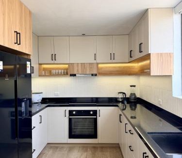 San Antonio Apartment | Casa de Playa de Estreno