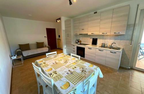 Trento Apartment | Casa di Tom con balcone, parcheggio e self check in