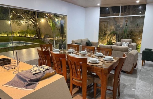 Ica House | Casa en Ica con piscina, parrilla y gran jardín
