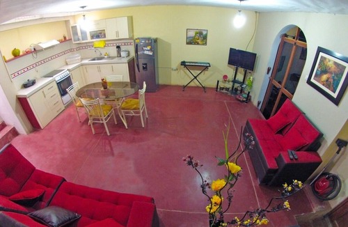 Tarapoto House | CASA GRAU, with 4 rooms with own bathroom, comfortable, central and safe.
