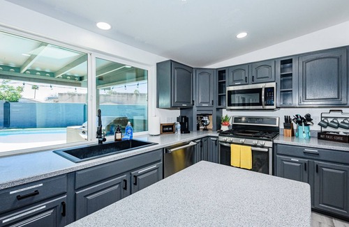 Hearthstone Hills House | Casa Hermosa ~ Private And Quiet Pool Oasis With Hot Tub