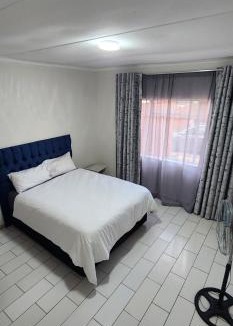 Newcastle Bed & Breakfast | Casa Línda Guest House