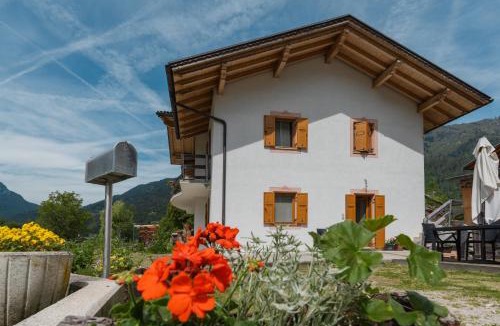 Mezzano Apartment | Casa Lucia