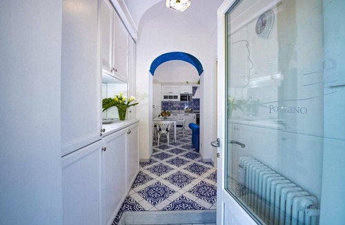 Laurito Villa | Casa Maiore, House with terrace and sea views