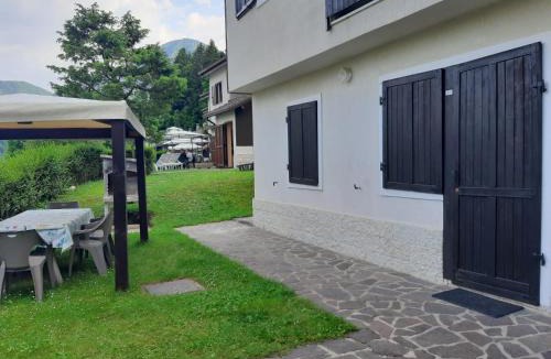 Val Maria-Pur Apartment | Casa Maria giardino