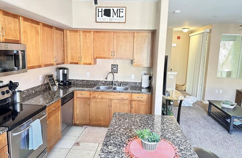 Paradise Valley Village Condo | CASA MIA-Parkside Gated Community 2 Bed/2Bath