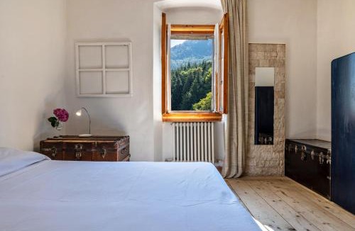 Sella Giudicarie Apartment | Casa nel Borgo Iris