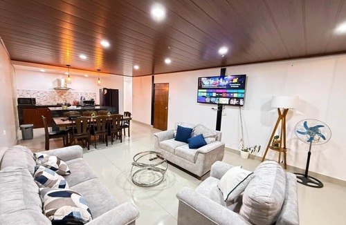 Ica House | Casa piscina, jardín, parrilla