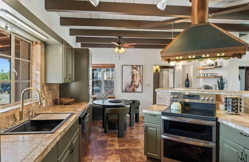 Casas Adobes Estates House | Casas Adobes Dream Property! Amenities galore!