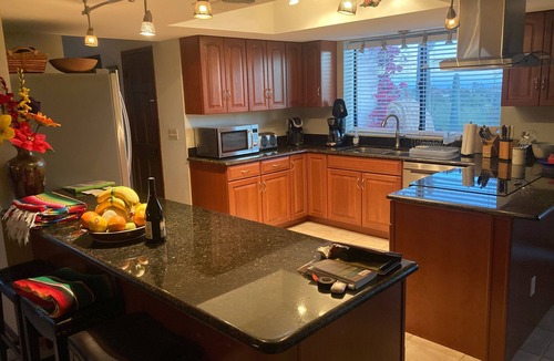 Catalina Foothills Estates House | Catalina Foothills 3 bedroom home - Available now through the Holidays & March!
