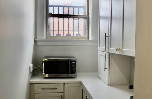 Central West End Apartment | Central CWE Luxury, King Beds, Huge Primary Suite
