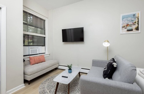 Prudential - St. Botolph Apartment | Centrally Located Basic Studio