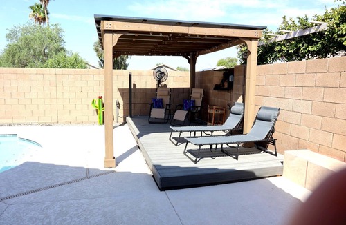 Surprise House | Centrally Located Oasis. Enjoy Golf, Shopping, football & Spring Training