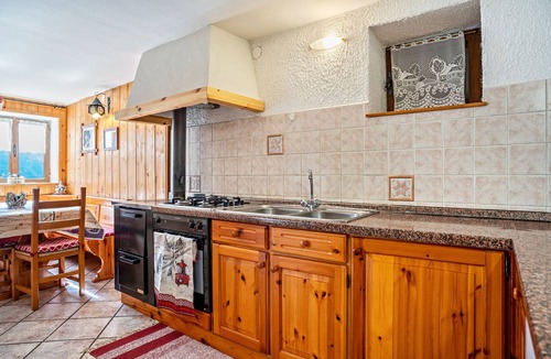 Primiero San Martino di Castrozza Ski Chalet | Chalet 'Baita Valmesta' with Mountain View, Private Terrace and Private Garden