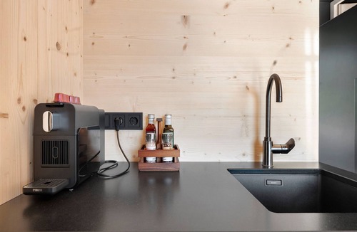 Nova Ponente Apartment | Chalet 'Einheit G' with Mountain View, Private Terrace and Wi-Fi