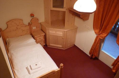 San Martino in Badia Hotel | Chalet Hotel Diamant