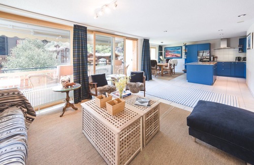 Zermatt Apartment | Chalet Nevis - a 3-bedroom apartment in Zermatt with Matterhorn views