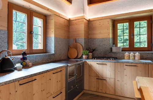 Ragoli Ski Chalet | Chalet 'Valon - Alpine Hideaway' with Mountain View and Private Garden
