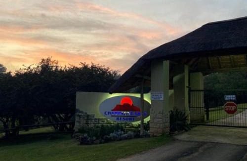 Dragon Peaks Apartment | Champagne Lane Resort