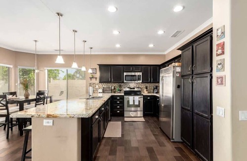 Provinces Master Community House | Chandler 4BR Getaway w/Pool, Games & Fast Wi-Fi