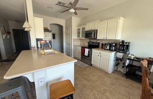 Springfield Lakes House | Chandler Home - Golf, Private Pool & Spa, Mountain View, Gated Community