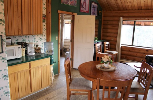Prescott Cottage | Chaparral & Country Garden Suite - Prescott Cabin Rentals