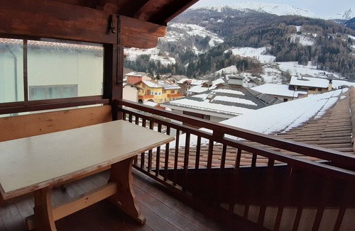 Sant'Orsola Terme Apartment | Charmful apartment with terrace: a beatiful view on the mountain in Trentino